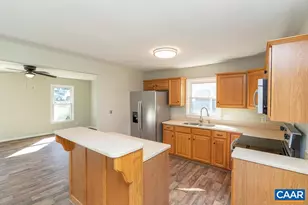 102 Dorset Ct, Charlottesville, VA 22911 - Photo 7
