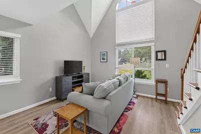 1303 Timberbranch Ct, Charlottesville, VA 22902 - Photo 5