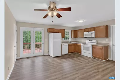 38 Butler Ln, Scottsville, VA 24590 - Photo 9