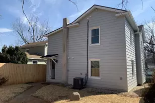337 SW 6th St, Charlottesville, VA 22903 - Photo 3