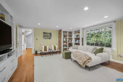 1868 Edgewood Ln, Charlottesville, VA 22903 - Photo 5