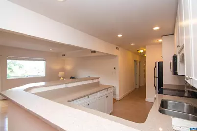 1800 Jefferson Park Ave #59, Charlottesville, VA 22903 - Photo 3
