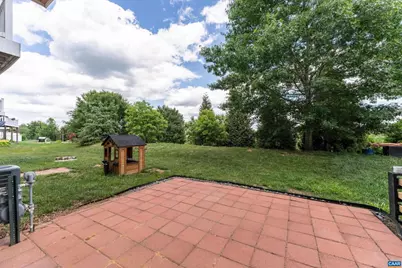 2089 Elm Tree Ct, Charlottesville, VA 22911 - Photo 5