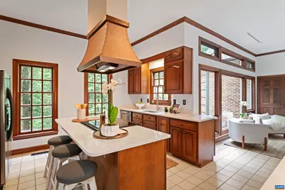 715 Tanglewood Rd, Charlottesville, VA 22901 - Photo 15