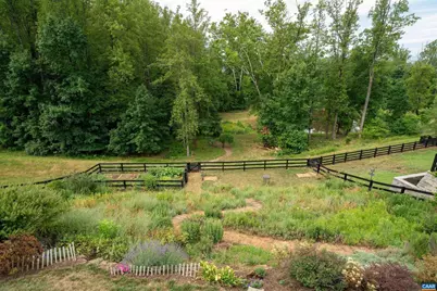 2246 Hyland Ridge Dr, Charlottesville, VA 22911 - Photo 7