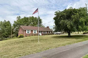 601 Lake View Ln, Lovingston, VA 22949 - Photo 7