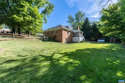 122 Bollingbrook Dr, Charlottesville, VA 22911 - Photo 57