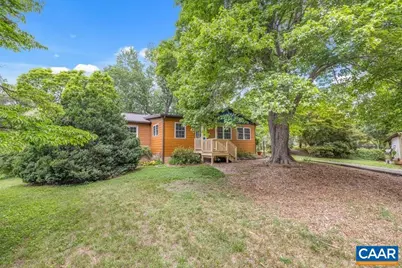 190 Hayman St, Scottsville, VA 24590 - Photo 1