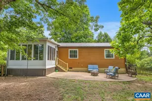 190 Hayman St, Scottsville, VA 24590 - Photo 27