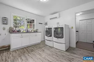 190 Hayman St, Scottsville, VA 24590 - Photo 5