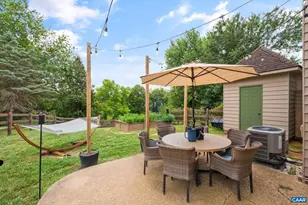 1067 Highland Dr, Charlottesville, VA 22901 - Photo 5