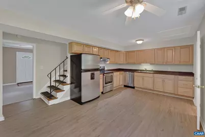 113 Scarborough Pl, Charlottesville, VA 22903 - Photo 9