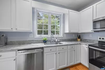 1017 Bristlecone Ln, Charlottesville, VA 22911 - Photo 17