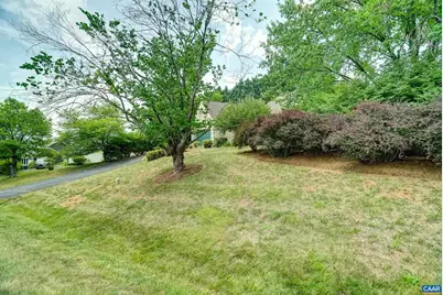 1130 Highlands Dr, Charlottesville, VA 22901 - Photo 45