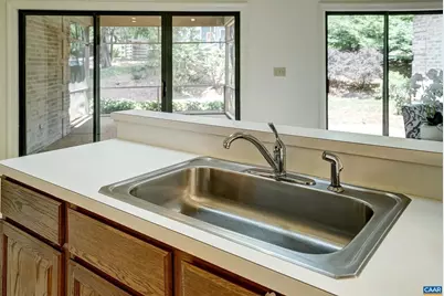 1130 Highlands Dr, Charlottesville, VA 22901 - Photo 15