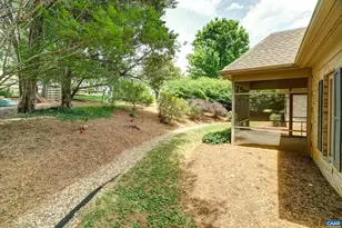 1130 Highlands Dr, Charlottesville, VA 22901 - Photo 3