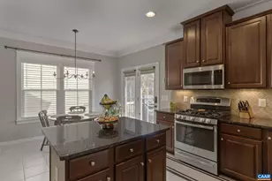 1843 Wickham Pl, Charlottesville, VA 22901 - Photo 13