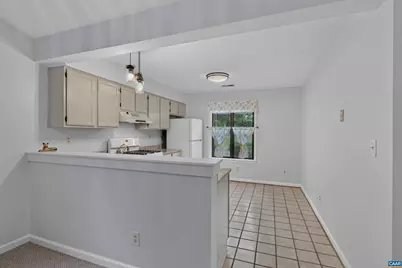 598 Pebblecreek Ct, Charlottesville, VA 22901 - Photo 5