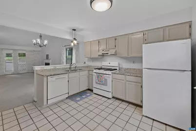 598 Pebblecreek Ct, Charlottesville, VA 22901 - Photo 7