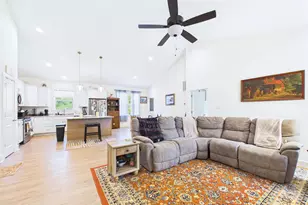 358 Blackwell Rd, Scottsville, VA 24590 - Photo 3
