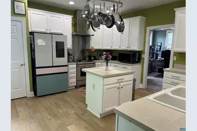 560 Rolling Valley Ct, Charlottesville, VA 22902 - Photo 45