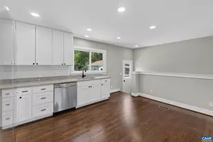1546 Thomas Jefferson Pkwy, Charlottesville, VA 22902 - Photo 7