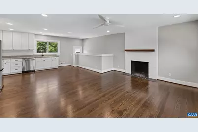1546 Thomas Jefferson Pkwy, Charlottesville, VA 22902 - Photo 5