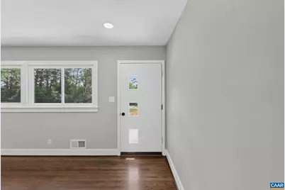 1546 Thomas Jefferson Pkwy, Charlottesville, VA 22902 - Photo 3