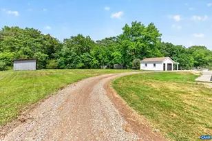 1546 Thomas Jefferson Pkwy, Charlottesville, VA 22902 - Photo 31