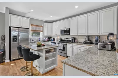 1565 Newcastle Ct, Charlottesville, VA 22911 - Photo 7