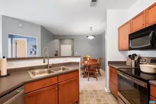 720 Walker Square, Charlottesville, VA 22903 - Photo 11