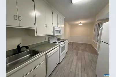 1724 Solomon Rd #B, Charlottesville, VA 22901 - Photo 5