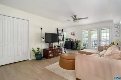 1211 Villa Ln #E, Charlottesville, VA 22903 - Photo 3