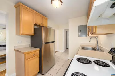 1800 Jefferson Park Ave #5, Charlottesville, VA 22903 - Photo 7