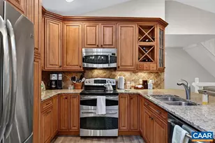 48 Deerberry Ln, Wintergreen Resort, VA 22967 - Photo 19
