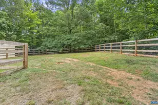 95 B-A-H Rd, Scottsville, VA 24590 - Photo 23