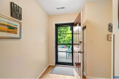 1268 Timberbranch Ct, Charlottesville, VA 22902 - Photo 3