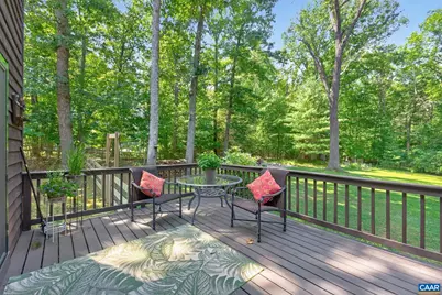5880 Lexington Ln, Earlysville, VA 22936 - Photo 9