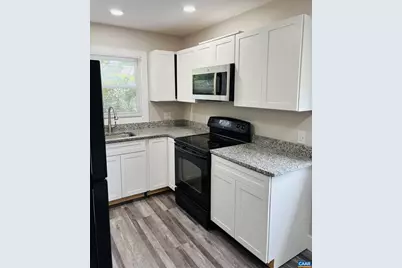 5683 Myrtle St, Crozet, VA 22932 - Photo 9