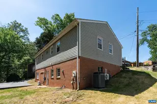 2208 Banbury St, Charlottesville, VA 22901 - Photo 3