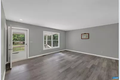 7124 Albevanna Spring Rd, Scottsville, VA 24590 - Photo 9