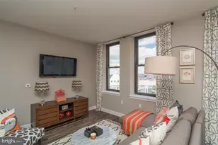 7 N Calvert St, Baltimore, MD 21202 - Photo 27