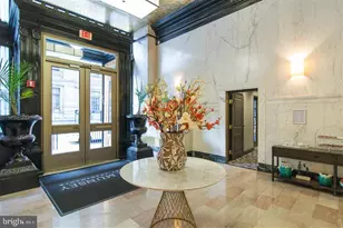 7 N Calvert St, Baltimore, MD 21202 - Photo 11