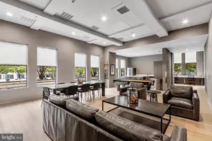 7 N Calvert St, Baltimore, MD 21202 - Photo 23