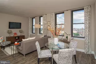 7 N Calvert St, Baltimore, MD 21202 - Photo 29