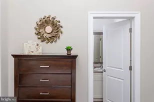 7 N Calvert St, Baltimore, MD 21202 - Photo 83