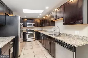 1811 Fleet St, Baltimore, MD 21231 - Photo 13