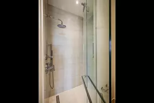 300 International Drive, Baltimore, MD 21202 - Photo 71