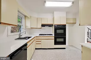 3814 Grantley Rd, Baltimore, MD 21215 - Photo 11