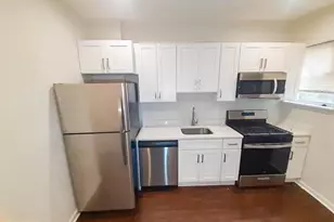 304 Lyndhurst St, Baltimore, MD 21229 - Photo 15